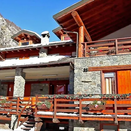 In Near Area Διαμέρισμα Antey-Saint-André