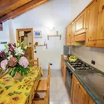 In Near Area Apartamento