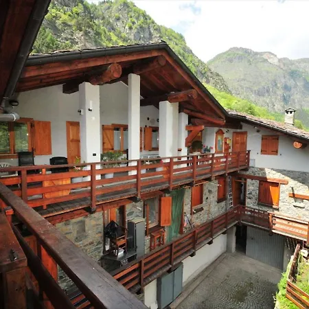 In Near Area Апартаменты *